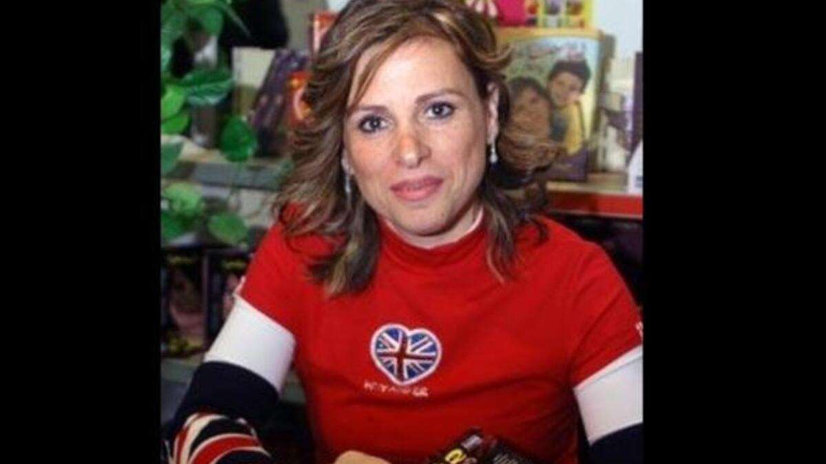 Jouman Kubaissi- Known for reading people's future based on their name, she was the first to predict the crash of the US economy. She warns of a US civil war & dissolution of states. She advises people not to use the US $. She uses spells & prayers to heal. She has a premonition of a significant attack such as the assassination of Barack Obama.