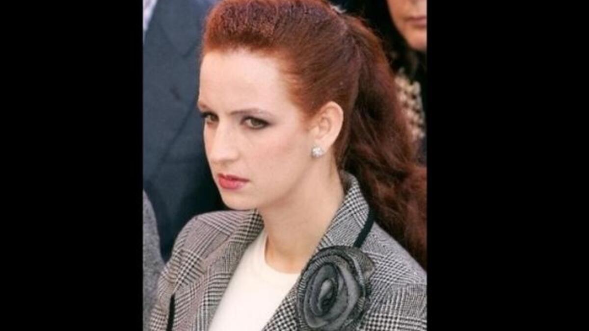 تلعب لالا سلمى دورا حيويا في مكافحة السرطان، تفضل تصميمات "شانيل" الفرنسية للباس اليومي وفساتين "فالانتينة" و"كريستان لاكروى" للسهرات.