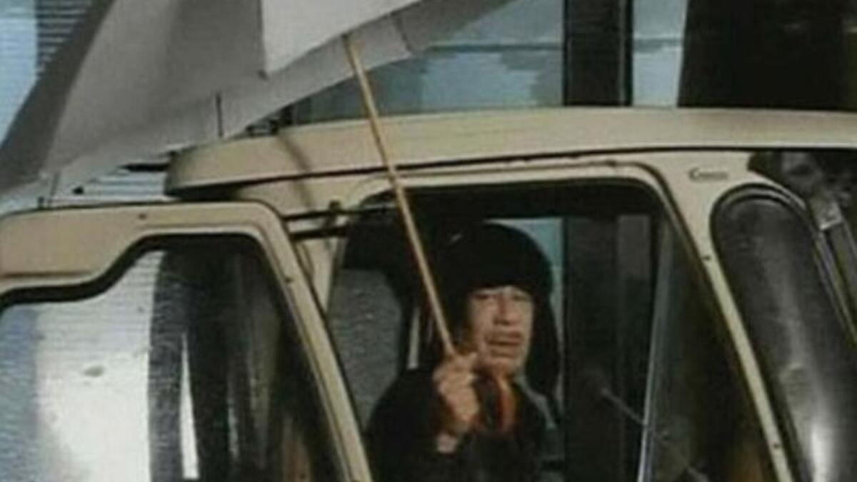 استشهدت من قبل فى برنامجها بإنصاف الله، والطبيعة للقذافى لأنه لم يخرج يوما للشعب بخطاب إلا وهطل المطر وهذا دليل على نصرة الله له بالمناخ.