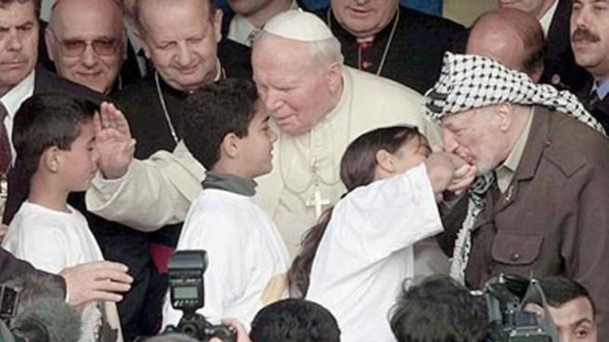 Pope does the Palestinian camp tour, 2000