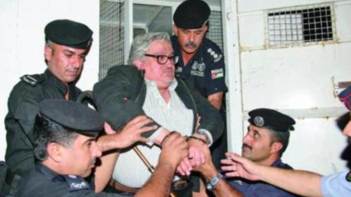 خالد شاهين: رجل الأعمال الذي أثار جدلا كبيرا حين تنامى إلى علم الصحافة بأنه يقضي محكوميته في لندن بدلاً من السجن! وقد أسند جرم الرشوة والتحريض على استثمار الوظيفة إليه في قضية عطاء توسعة المصفاة الأردنية واتهم فيها أكثر من مسؤول رفيع بالفساد والرشوة. رجل الأعمال خالد شاهين