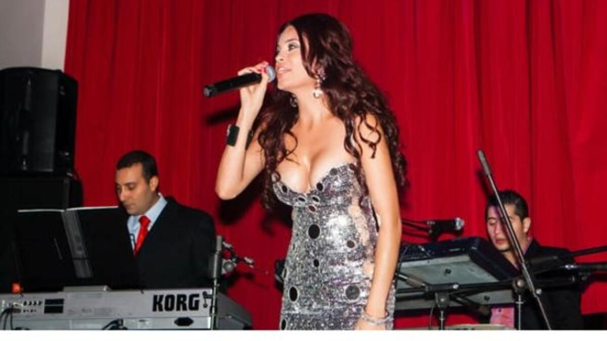 المطربة اللبنانية دومينيك حوراني