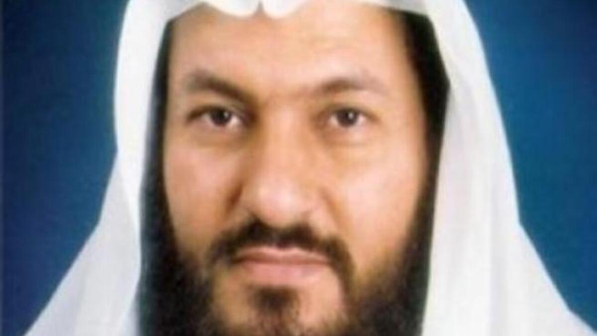 أما في الكويت؛ فيستخدم النائب السلفي محمد هايف المطيري مقعده في البرلمان لتسليط الضوء على المطالب الإسلامية والقبلية كذلك.