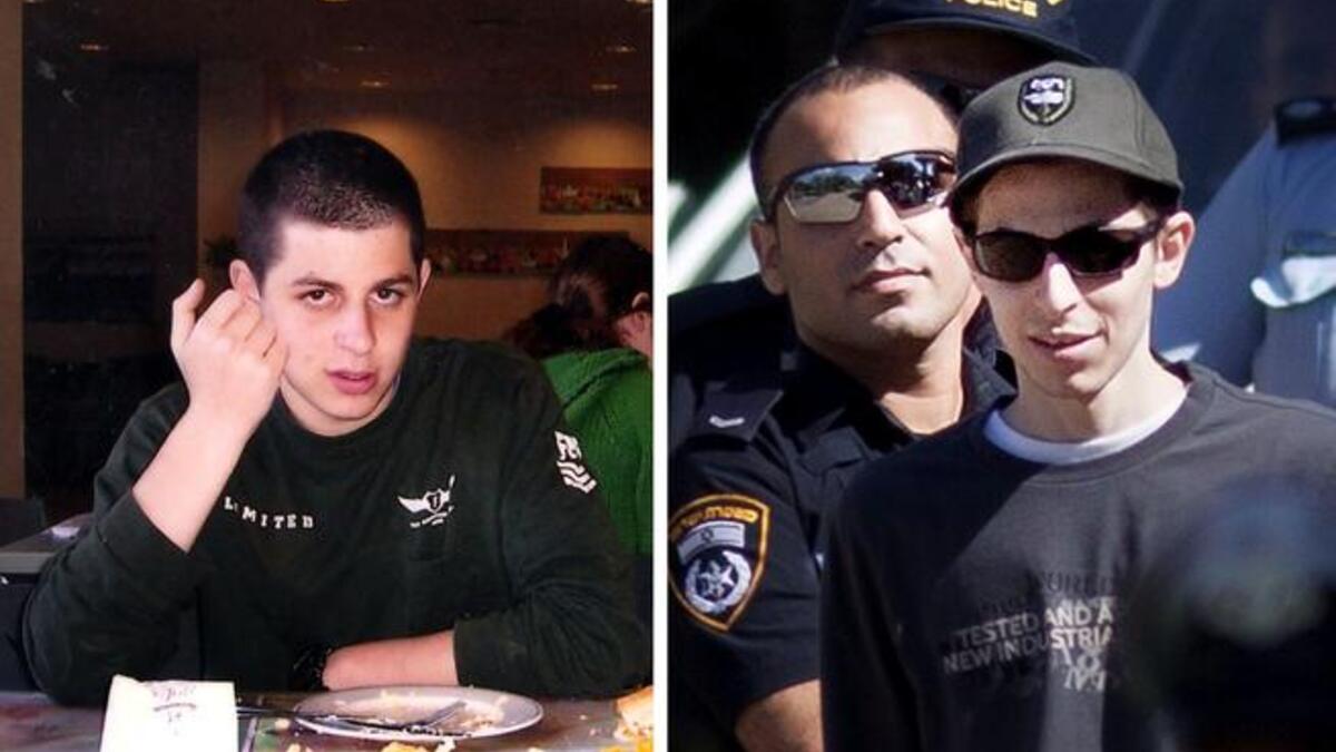 The eponymously named Sahlit-Deal brokered the release of 1 Gilad Shalit for 1050 unnamed Palestinian 'detainees' incarcerated for their varying degrees of 'criminality'. Some sentenced for 'thought crimes' as 
academics; others, minors involved with a bad crowd, culled in security sweeps. The kidnapped 19 year-old boy emerges
a 25 year-old man.