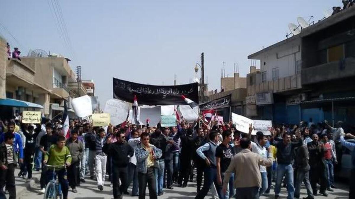 Qamishli: Hundreds partake in Good Friday rally in this Kurdish town mixed with Muslim and Christian communities.