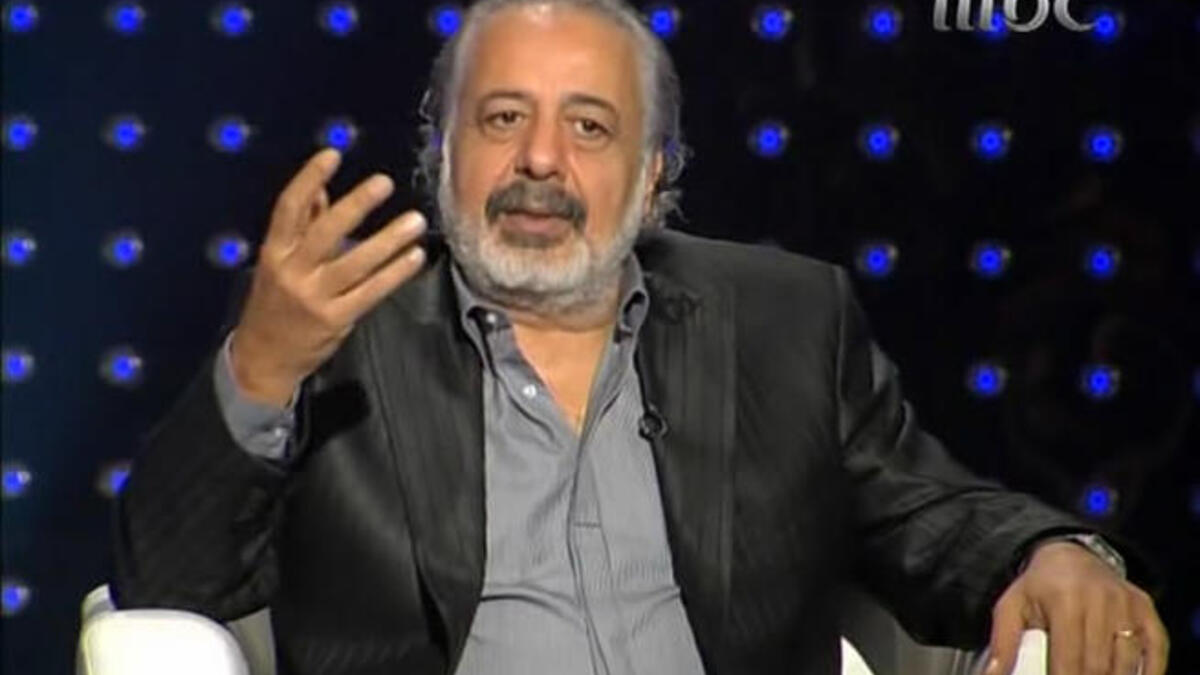 أيمن زيدان تعليقاً على خطاب الاسد: "اليوم هو يوم عرس وطني"، وشكر الرئيس العظيم الذكي الذي اعترف بالإصلاحات فورا وأصدر قرارات كبيرة.