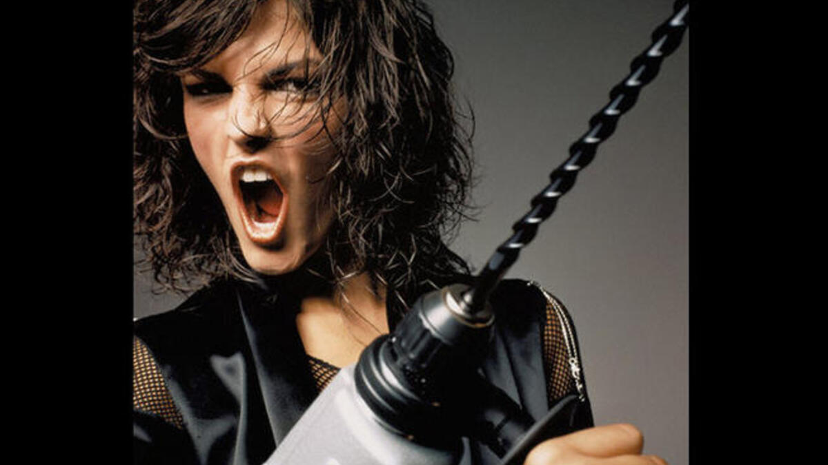 Thaqeba hole-driller