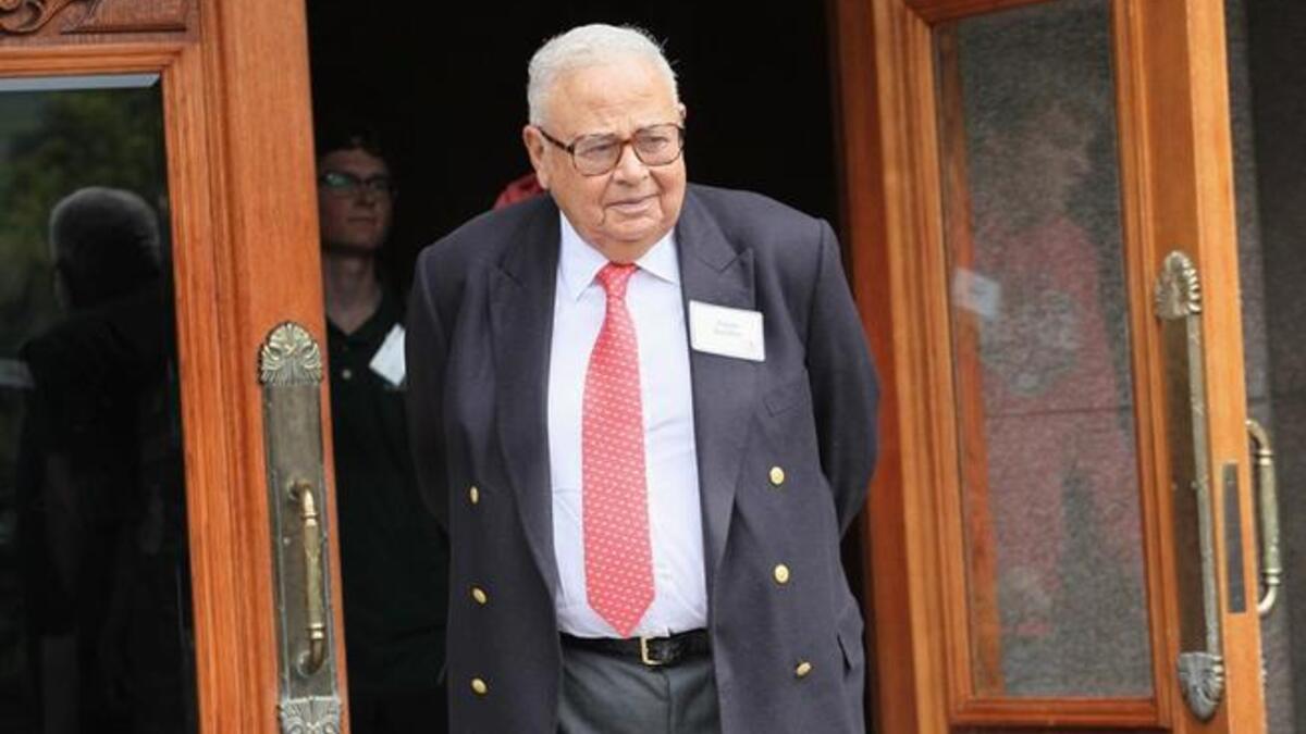 الملياردير فايز ساروفيم