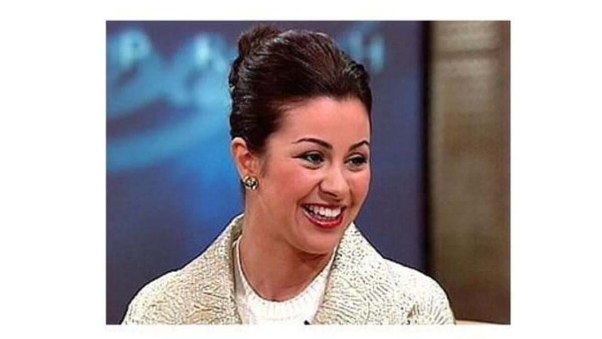 في مقابلة مع الشيخة الكويتية زين الصباح قالت الأخيرة: "المرأه الكويتيه ثرية وتستطيع أن تشتري أي شيء ولا ينقصها سوى حقوقها السياسية".