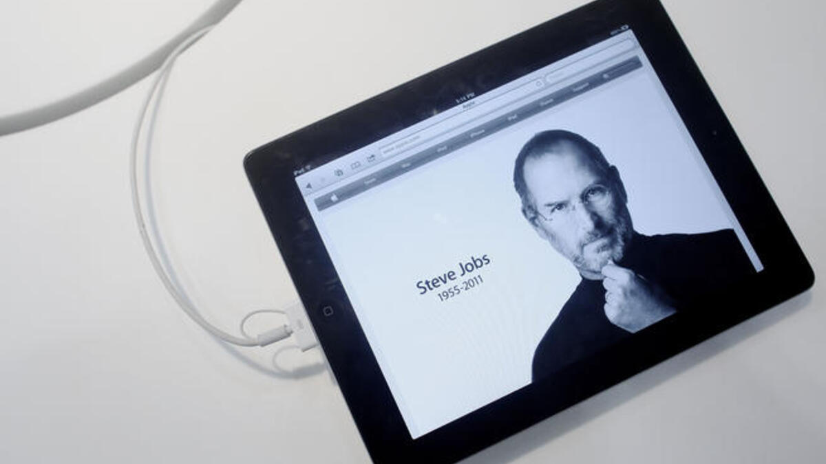 An Apple "iPad 2"-displayed obituary is more fitting a commemoration than an engraved headstone might be. On
hearing of his death, wherever in the world or whatever time zone, fans left flowers in Apple stores as the natural point for paying respects. A reseller in Singapore, Epicenter, literally became center-point for 'Apple Evangelists’.
