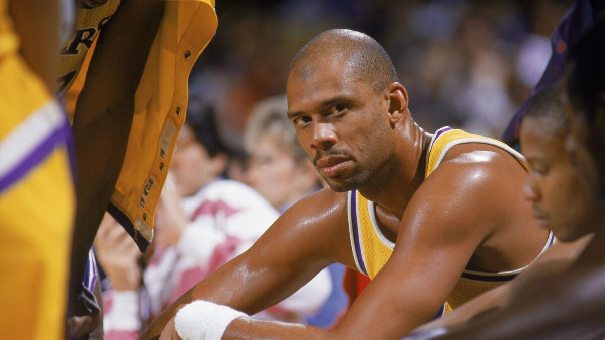 المركز الأول - الأميركي كريم عبد الجبار: لعب في صفوف ميلووكي باكس (1969-1975)، ولوس أنجيليس ليكرز (1975-1989)، وسجل ما مجموعه 38.387 نقطة.