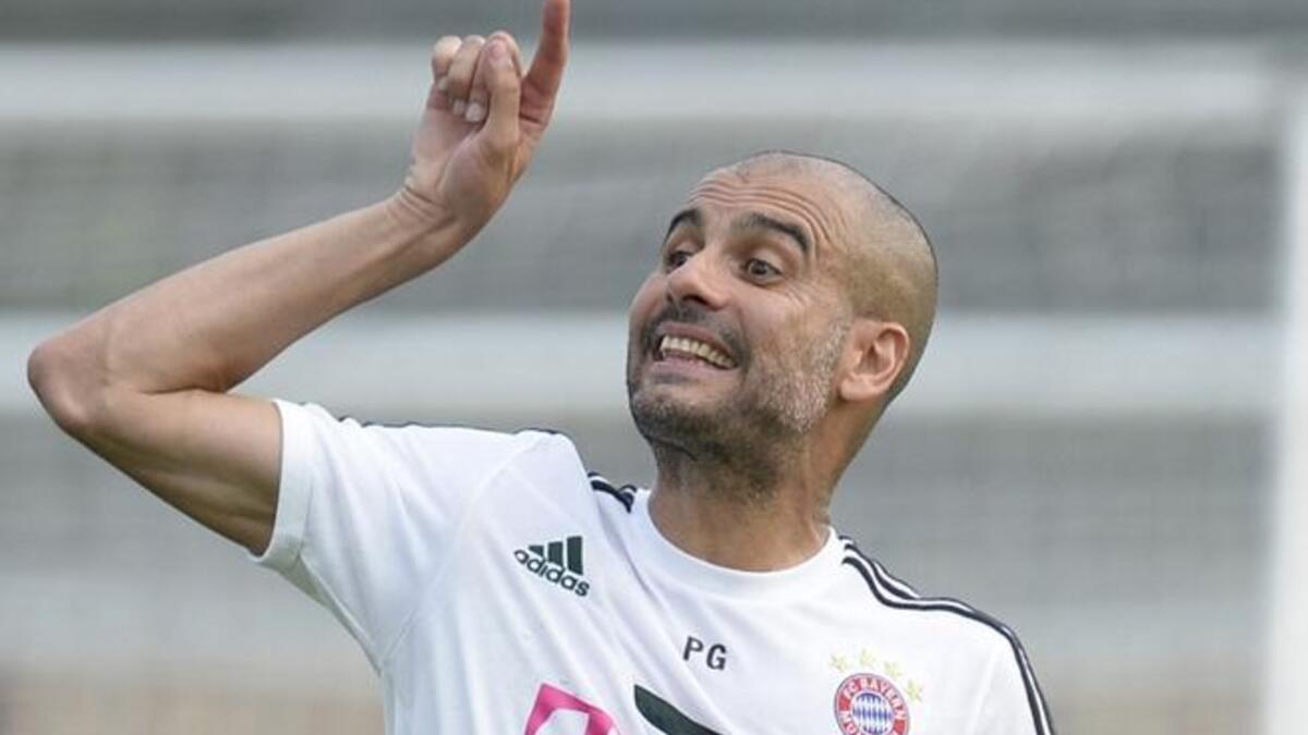 الإسباني جوسيب غوارديولا (بايرن ميونخ) برصيد 15831 نقطة.