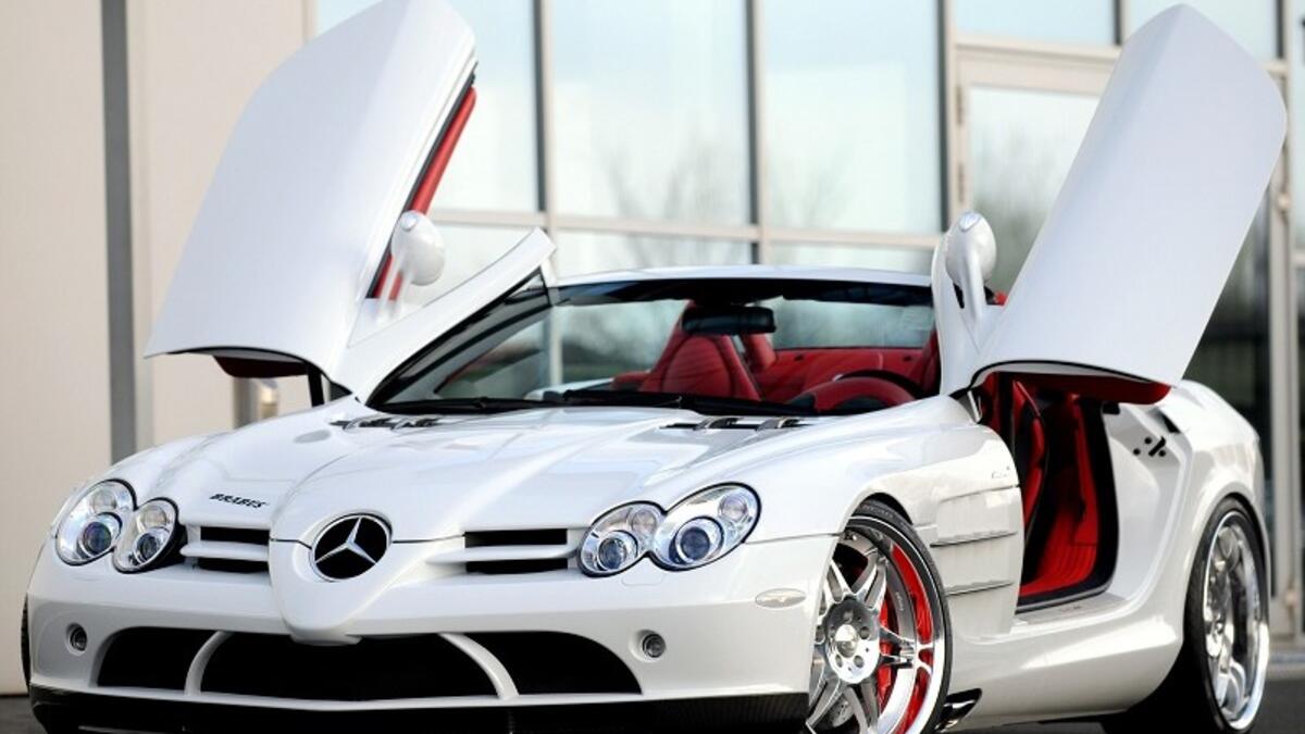 6- المهاجم السنغالي الحجي ضيوف: مرسيدس بينز إس إل آر ماكلارين وسعرها 420 ألف جنيه استرليني