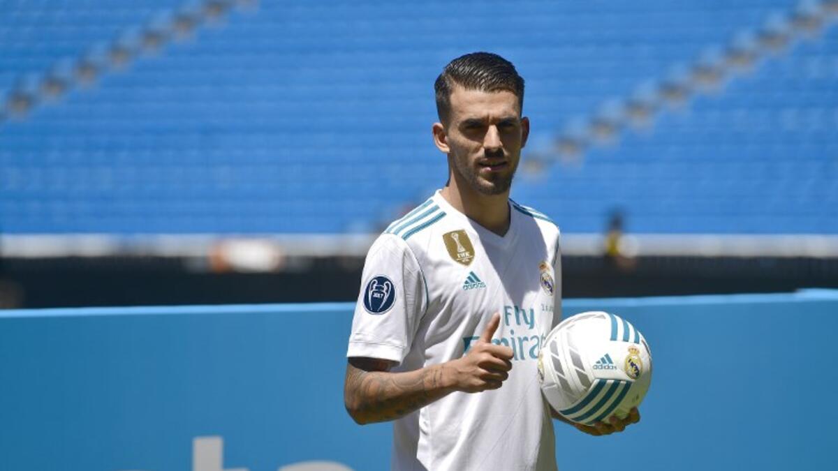 لاعب الوسط الإسباني داني سيبايوس: من ريال بيتيس إلى ريال مدريد مقابل 18 مليون يورو.