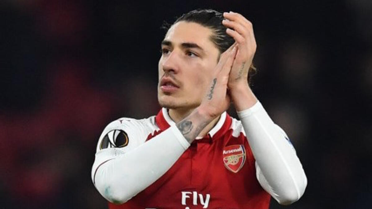 الظهير الإسباني هيكتور بيليرين: لم يتم استدعاؤه لتمثيل منتخب بلاده منذ عام 2016، مما يعني أن مشاركته في مونديال روسيا تبدو مستبعدة كلياً في الفترة الحالية.