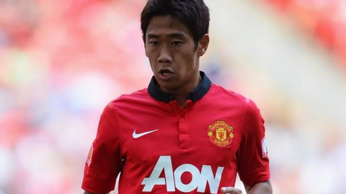 المركز العاشر: قميص لاعب وسط الياباني شينجي كاغاوا (مانشستر يونايتد): فشل حتى الآن بترك بصمته مع الشياطين الحمر، إلا أن شعبيته في شرق آسيا كونه قادم من اليابان رفعت من مبيعات قمصانه على نحو توقعته بالتأكيد إدارة حامل لقب الدوري الإنجليزي الممتاز.