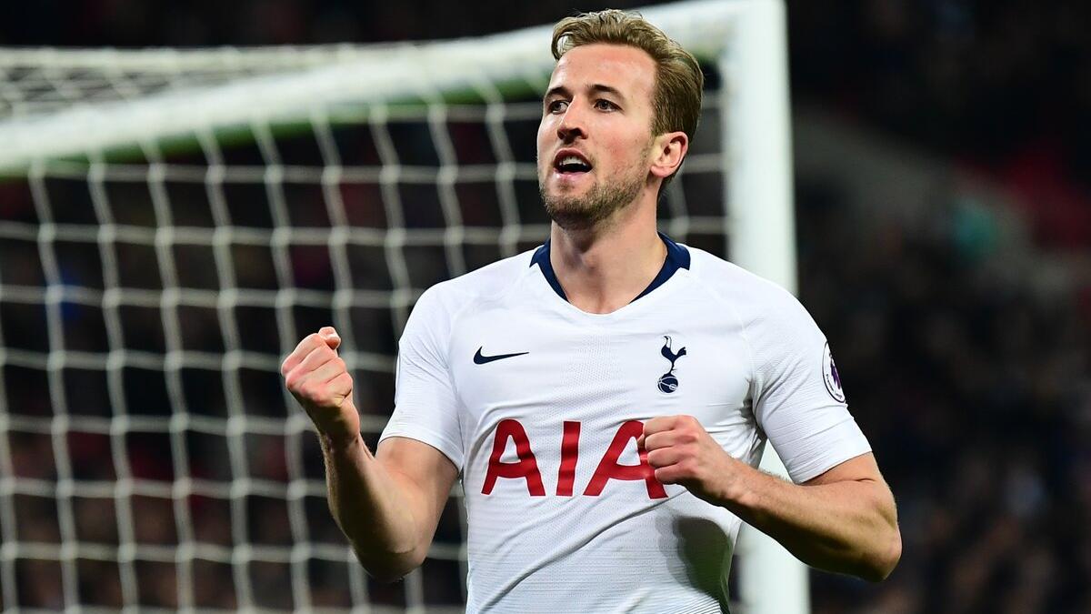 المهاجم الإنجليزي هاري كاين (توتنهام هوتسبير) بقيمة 150 مليون يورو.