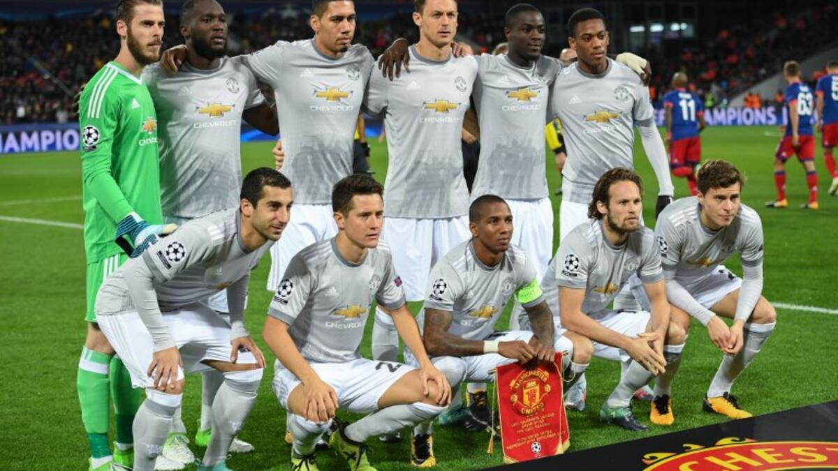 المركز الأول: (1) مانشستر يونايتد الإنجليزي 676.3 مليون يورو (689 مليون يورو).