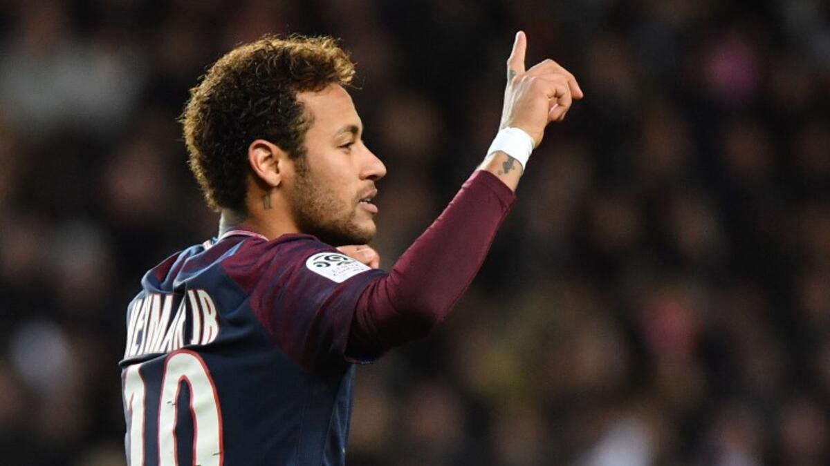 المركز الرابع: مهاجم كرة القدم البرازيلي نيمار (باريس سان جيرمان).