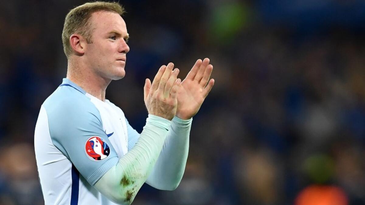 6- لاعب كرة القدم الإنجليزي واين روني: 13.9 مليون متابع