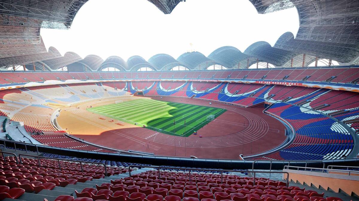 أكبر ملاعب كرة القدم في العالم من حيث السعة الجماهيرية البوابة