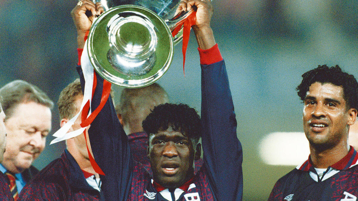 المركز الثامن: لاعب الوسط الهولندي كلارينس سيدورف بقميص أياكس امستردام عام 1995، حيث كان يبلغ 19 عاماً و7 أشهر حينها.