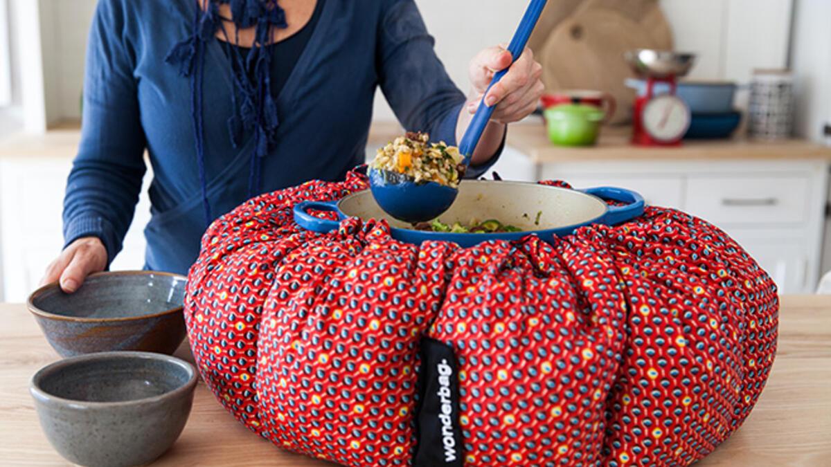 الأمير "سيزيو" والأميرة "مابيرينغ"، من دولة ليسوتو الأفريقية، ارسلا حقائب يطلق عليها Wonderbags، وهي حقائب محمولة غير كهربائية تستخدم للطبخ وتساعد في إنقاذ الأرواح عبر أفريقيا.