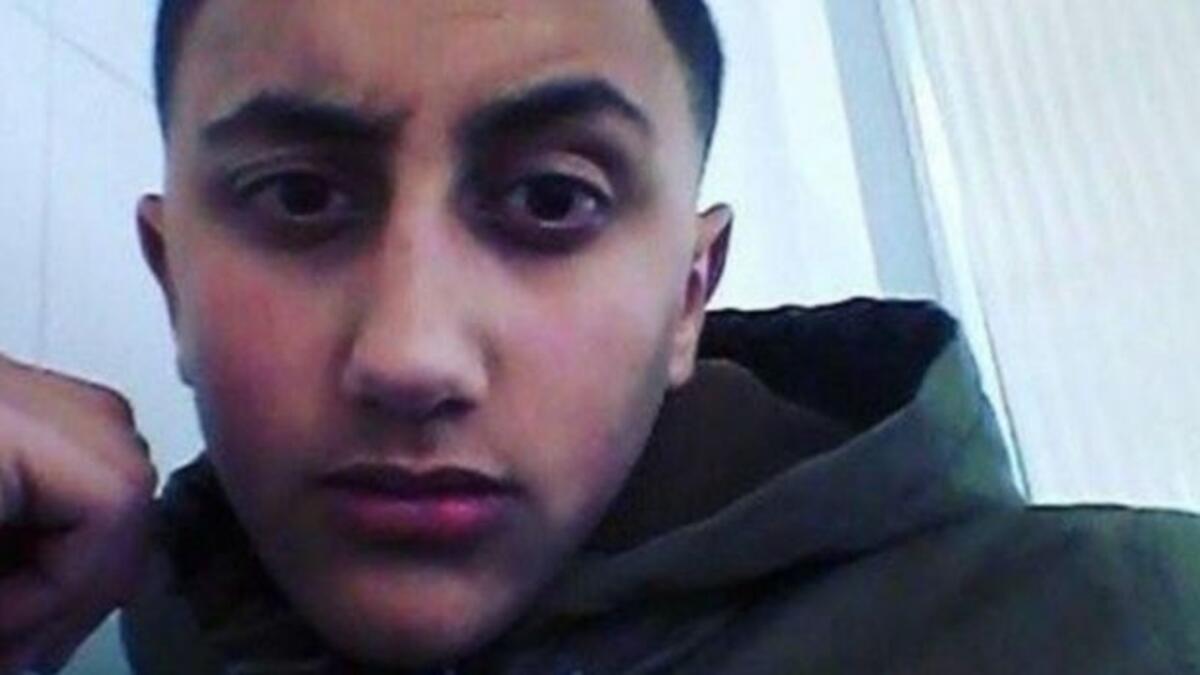 قالت السلطات الإسبانية إن المشتبه فيهم الـ5  الذين قتلتهم الشرطة في كامبريلس أقدموا على دهس عدد من المارة بسيارتهم، مشيرة إلى أنهم جميعًا كانوا يرتدون أحزمة ناسفة مزيفة.