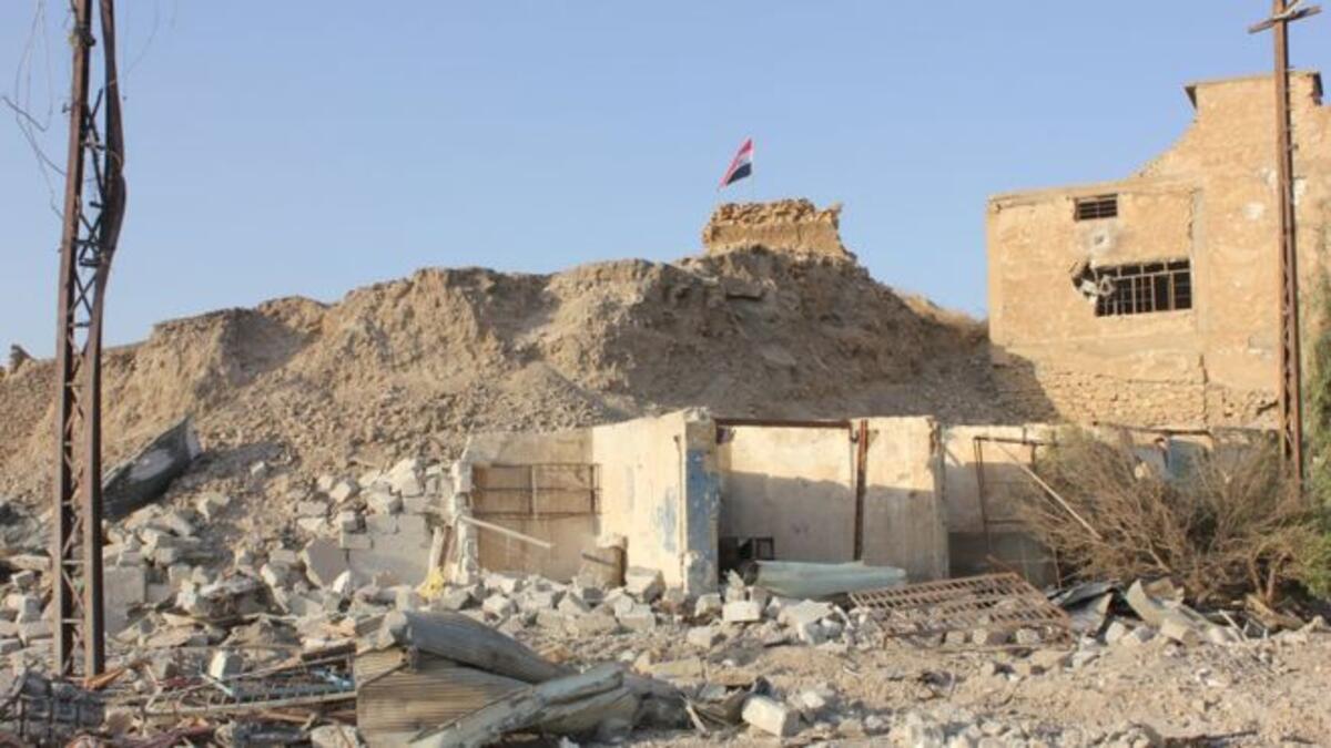 BBC

أحد شوارع مركز مدينة تلعفر في اعقاب سيطرة القوات العراقية على المدينة وطرد مسلحي تنظيم الدولة الإسلامية منها.