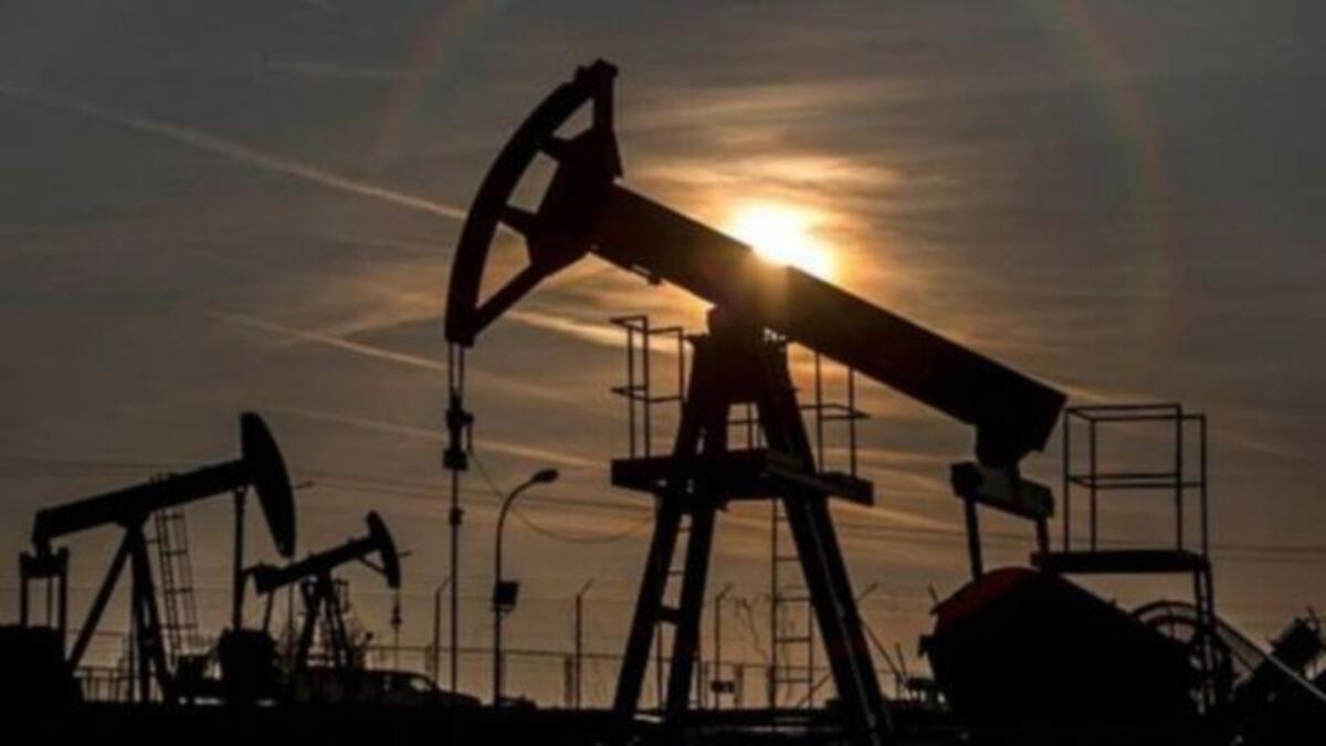 رفعت الإمارة العربية المتحدة أسعار منتجات التبغ ومشروبات الكافيين بنسبة 100%، في خطوة يعتقد مراقبون أنها تهدف إلى تعويض التراجع الحاد في إيراداتها بسبب تراجع أسعار النفط..