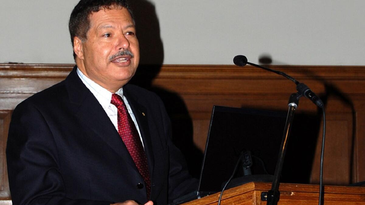 أحمد زويل:
رحل العالم المصري أحمد زويل في 2 أغسطس/آب، الحائز على جائزة نوبل للكيمياء عام 1999، وعين مستشارًا للرئيس باراك أوباما، وأول مبعوث علمي للولايات المتحدة إلى دول الشرق الأوسط.