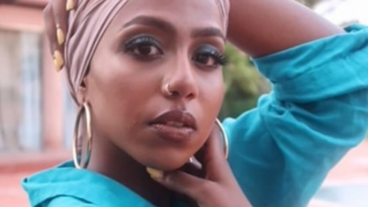 Simply stunning and Cleoturbana brings something completely fresh to Instagram