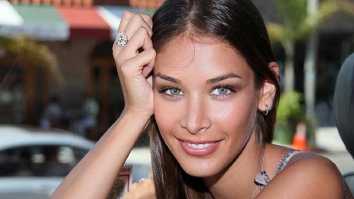 ديانا مندوزا:
جميلة أخرى من فنزويلا تتربع على عرش الجمال عام 2008 والتي أعادت اللقب إلى بلادها بعد 12 عامًا من فوز إليسيا مكادو.