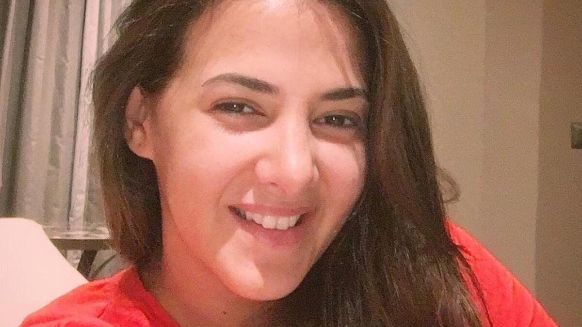 نشرت النجمة المصرية دنيا سمير غانم، عبر حسابها على إنستغرام، صورة لها دون ماكياج، وظهرت فيها بجمال طبيعي جعل كثير من متابعيها يطالبوها بمزيد من هذه الصور.