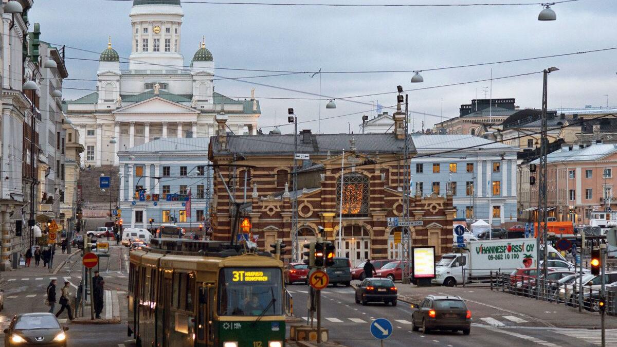 4. فنلندا: ، فإن لكل طفل دون الـ7 الحق في الحماية الاجتماعية وحضانة الدولة، فضلًا عن أن مستوى وفيات الأطفال لديهم هو الأدنى تقريبا في العالم.