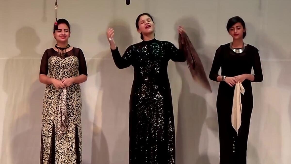 حفيدتها: تعرف الطفلة ذات الصوت الجميل سناء أحمد المرسي (14 عامًا) نفسها بأنها حفيدة كوكب الشرق، وذلك لأنها حفيدة شقيقة أم كلثوم، وتعتبر والدتها وخالها آخر الورثة الباقيين.