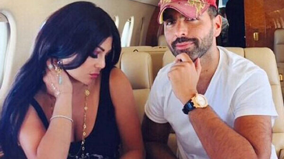 تنشر النجمة هيفاء وهبي بين الحين والاخر مجموعة صورٍ وفيديوهات من على متن طائرتها الخاصة، والتي غالباً ما تتنقّل بها خلال رحلاتها وسفراتها، هيفاء لم تصرح بشكل علني انها تمتلك خاصة بها، ولكن على ما يبدو انها طائرتها الخاصة.