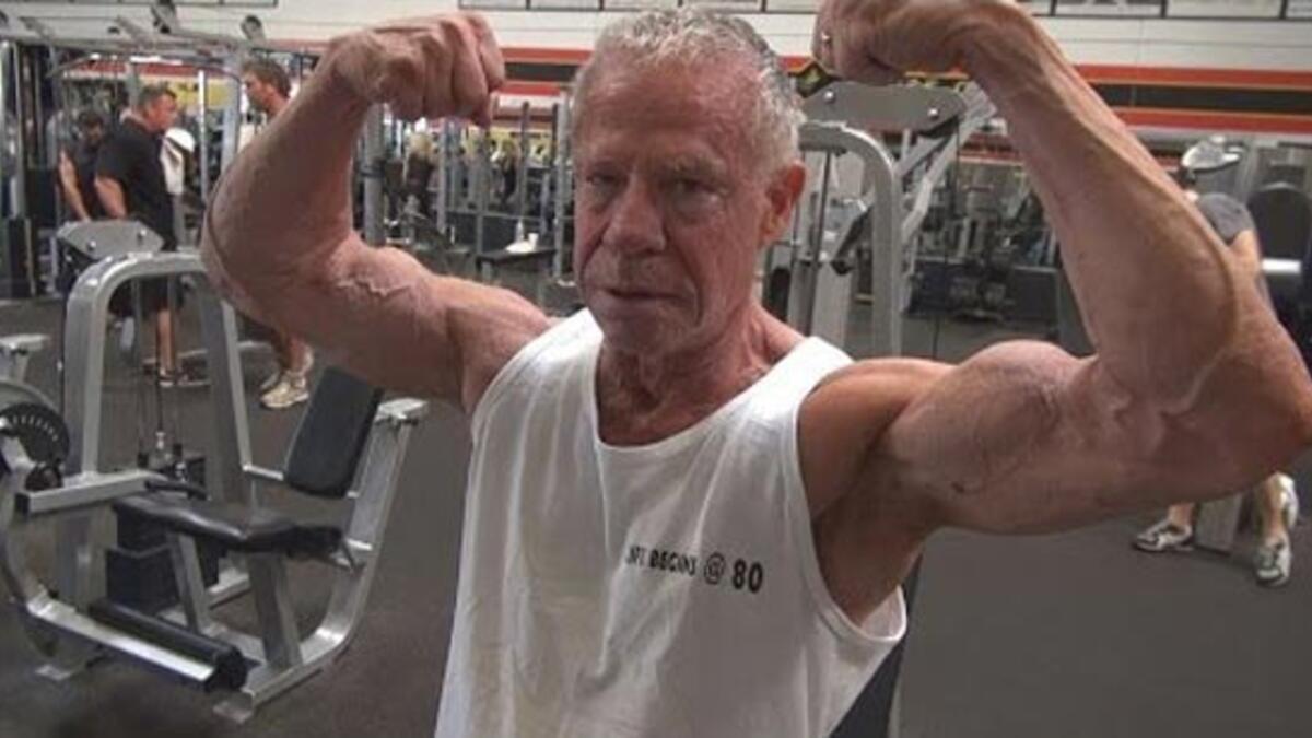 بدأ "جيم" بإتقان هذه الرياضة منذ حوالى 70 سنة وقد اتبع نظاما غذائيا غنيا بالبروتين وقليل الدهون والكاربوهيدرات