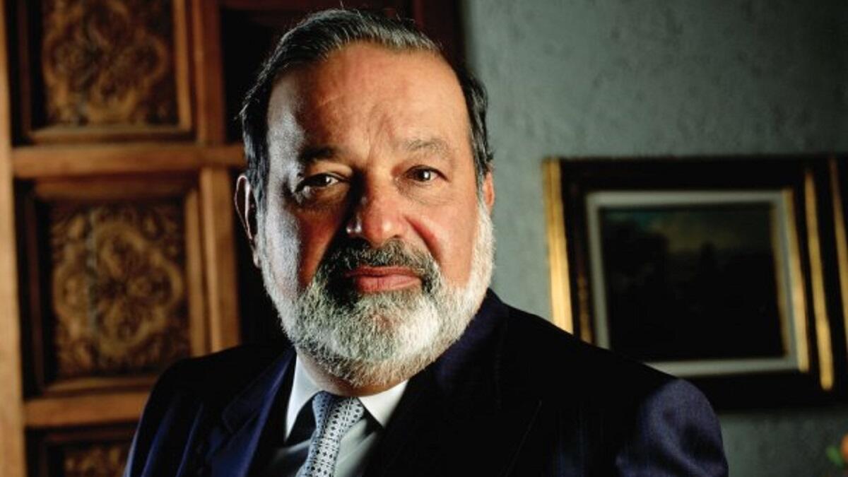 كارلوس سليم هيلو: رجل أعمال مكسيكي من أصل لبناني، يعمل في مجال الاتصالات، قيمة ثروته 46.6 مليار دولار أمريكي.
