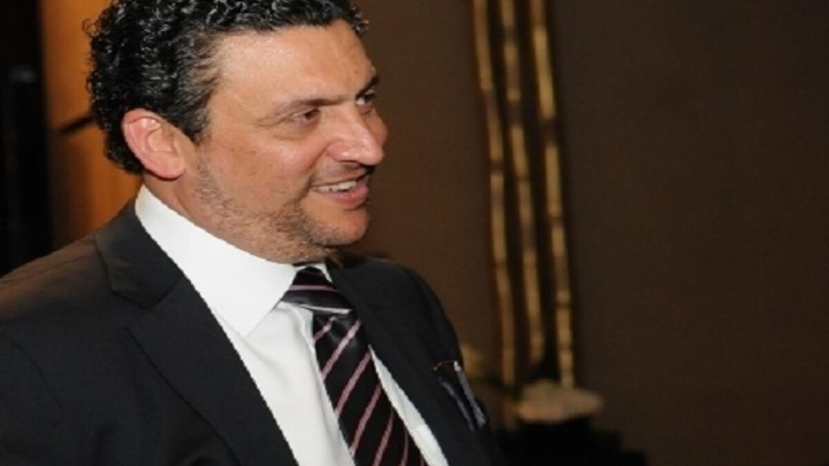 رجل الأعمال الأردني سامي المفلح: رجل أعمال من مواليد الأردن 1969, الرئيس التنفيذي لشركة "هيلز أدفرتايزنج"، ولقد تميّز تماما في مجال الدعاية الخارجية, حيث تعمل شركته في أكثر من 15 دولة وحصل على حق استغلال أماكن الدعاية الخارجية في منطقة "الشاطئ"بدبي.