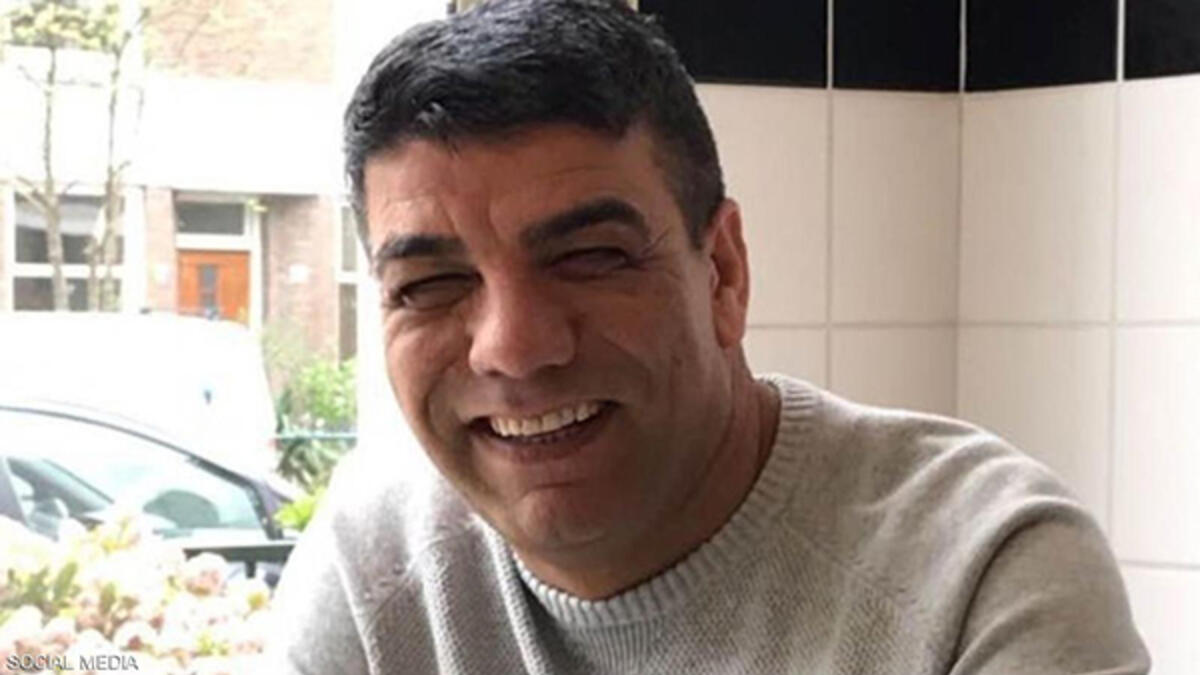 محمد صابر نداء: نجحت زوجة محمد وابنه من الهرب من الحريق، وتتم الآن معالجتهما بعد إصابات بليغة، لكن آخر اتصال مع محمد كان في الساعة لـ 3 صباحًا، عندما أبلغ ابن أخيه أنه عالق في مطبخ شقته داخل البرج.