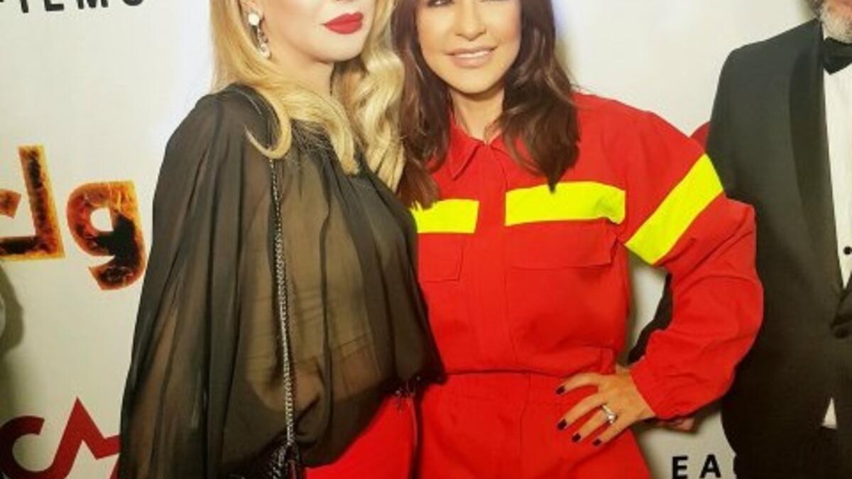 النجمة الذهبية نوال الزغبي تشارك النجمة ماغي بوغصن فرحتها في إفتتاحية "ولعانة"