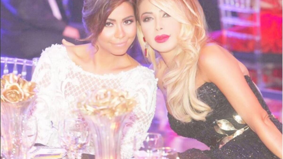 نشرت النجمة الذهبية الفنانة نوال الزغبي على حسابها الخاص في الانستغرام صورة تجمعها بالفنانة المصرية شيرين عبدالوهاب وكتبت عليها معلقة: "I miss my lovely friend".