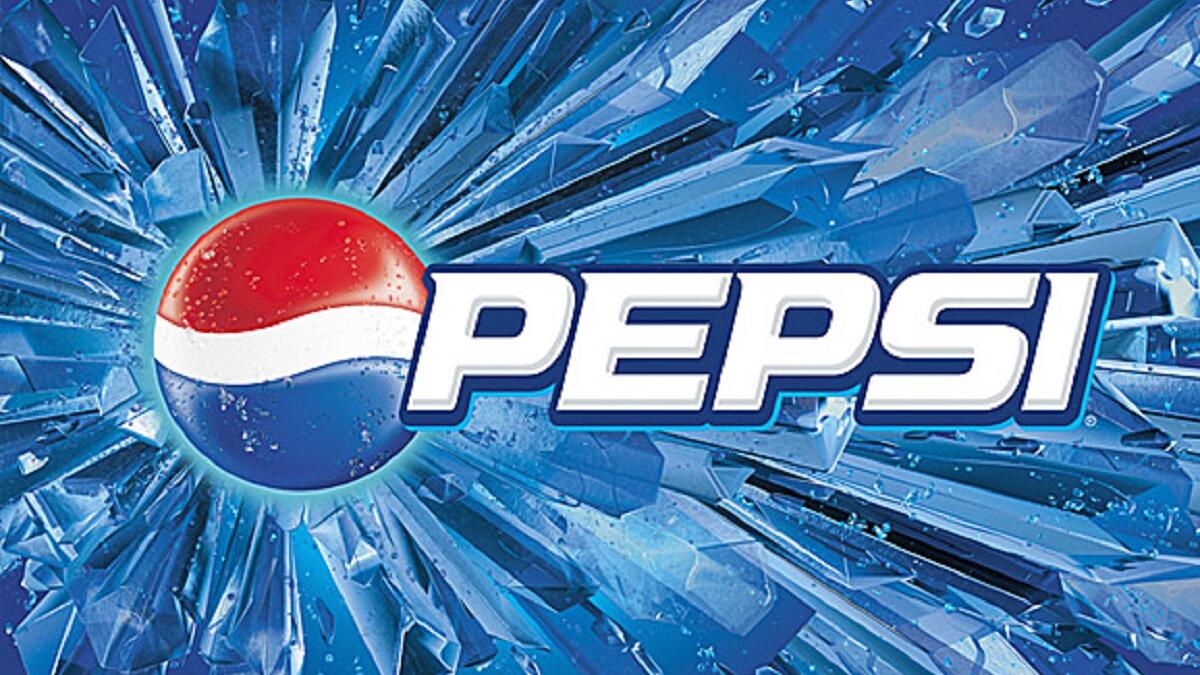 بيبسي: عندما توصل الصيدلاني "براد هام" إلى هذا المشروب كان اسمه في السنوات الثلاثة الأولى "مشروب براد" ولأنه يعتقد بأن منتجه يساعد على الهضم قرر تغيير اسمه إلى "بيبسي كولا" وهو مشتق من المصطلح الطبي لعسر الهضم "Dyspepsia".