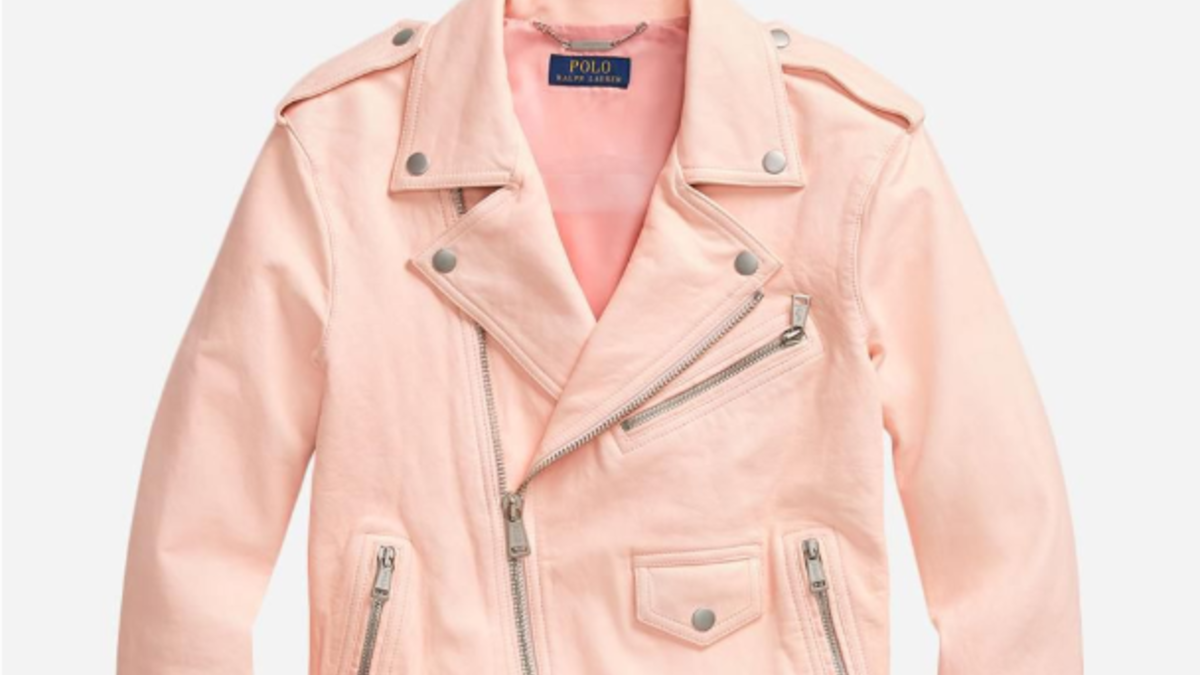 رالف لورين: من أوائل الشركات التي دعمت هذه المبادرة، حيث أطلقت مجموعة "المُهر الوردي" وخصصت 25% من أرباحها لدعم مراكز أبحاث مرض سرطان الثدي، بالإضافة الى التبرع بجميع عائدات مجموعة Live Love لمؤسسة الشركة الخيرية.