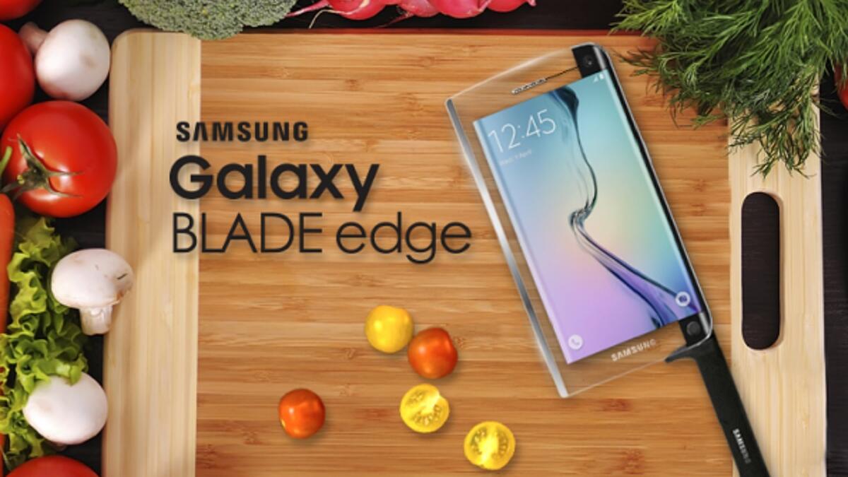 "سامسونج": أعلنت عن إطلاق السكّين Galaxy BLADE edge الذكية. وهي سكّين تحتوي على هاتف ذكيّ يضمّ كافة مميّزات هاتف "جالكسي أس 6"، ونصل حاد قادر على قطع أيّ شيء، وحساسات لتحليل قوة قبضة مستخدمها لضبط قدرات السكّين.