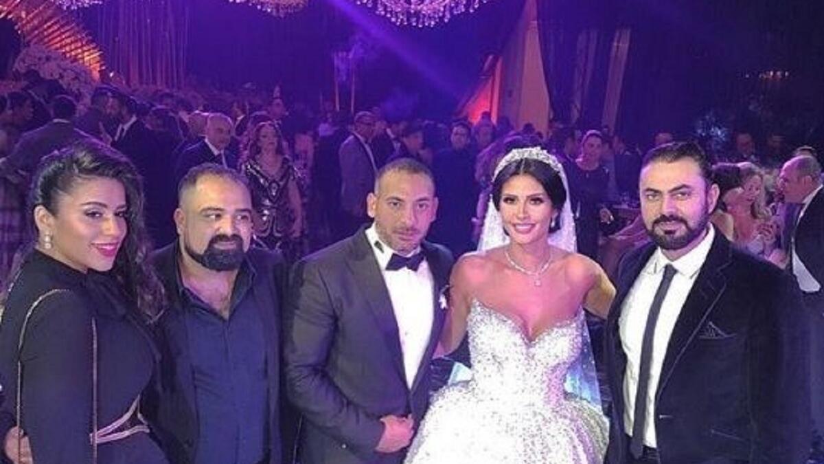 ساندي وعلي السيد: 
الفنانة التونسية ساندي زواجها على رجل الأعمال المصري علي السيد، بحفل ضخم حضره نخبة كبيرة من نجوم الفن.