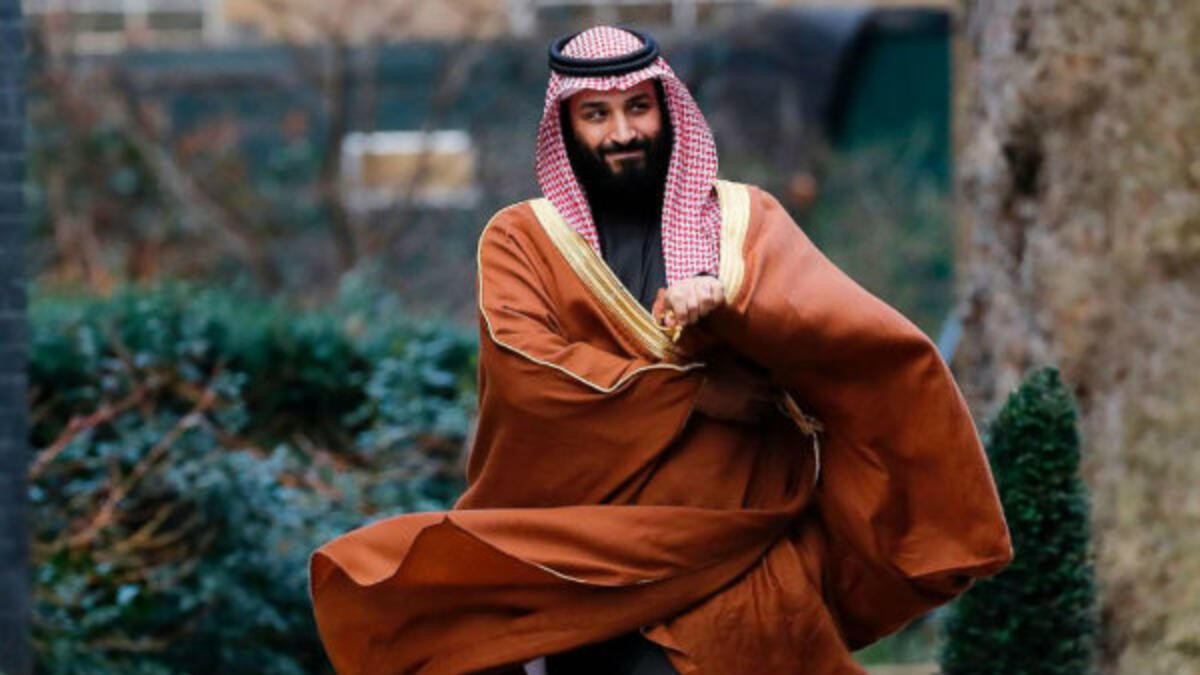 وسيرافق بن سلمان وفد خاص يضم 40 شخصًا من المسؤولين التنفيذيين في أرامكو وأكثر من 100 رجل أعمال سعودي.