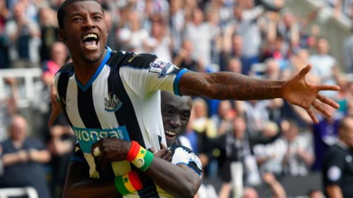 9- نيوكاسل يونايتد: أنفقت إدارته 42 مليون جنيه استرليني بعد الانتقادات اللاذعة التي تعرض لها الفريق الموسم الماضي بسبب تردي النتائج، علماً بأن الأمور لا تبشر بالخير حالياً إذ يقبع الماغبايز في المركز الثامن عشر.