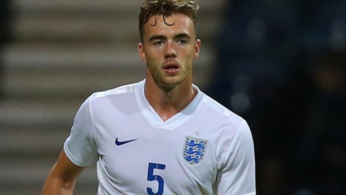 19- المدافع الإنجليزي كالوم تشايمبرز (آرسنال)